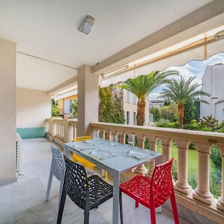 Wonderful 2 Bedroom Appartamento *