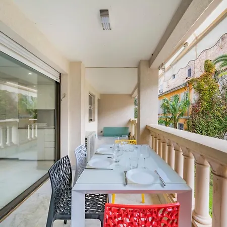 Appartamento Wonderful 2 Bedroom Cannes