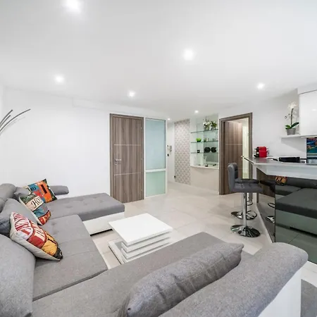 Wonderful 2 Bedroom *